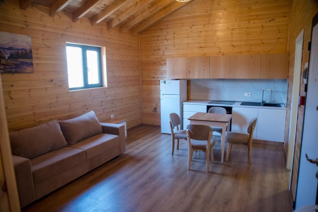 Hotel Bujtina Siar Pogradec Zewnętrze zdjęcie