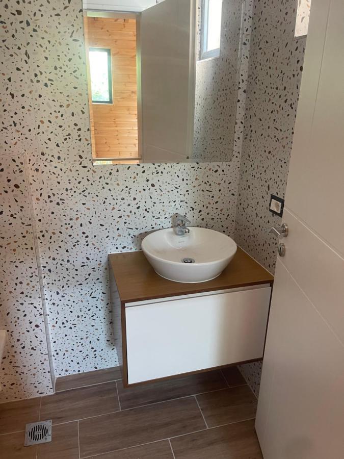 Hotel Bujtina Siar Pogradec Zewnętrze zdjęcie