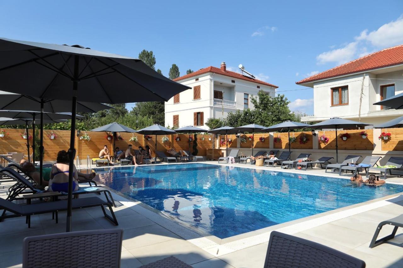 Hotel Bujtina Siar Pogradec Zewnętrze zdjęcie