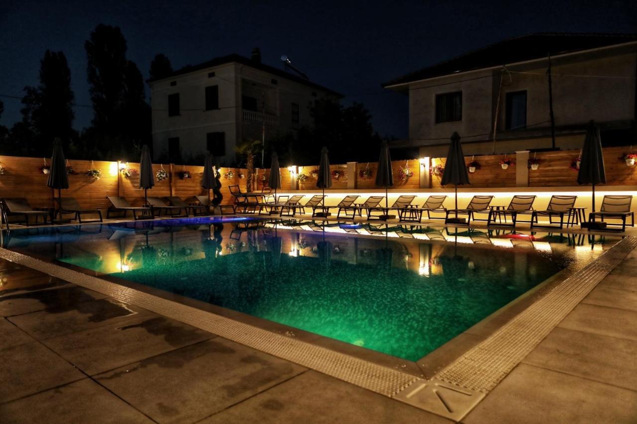 Hotel Bujtina Siar Pogradec Zewnętrze zdjęcie