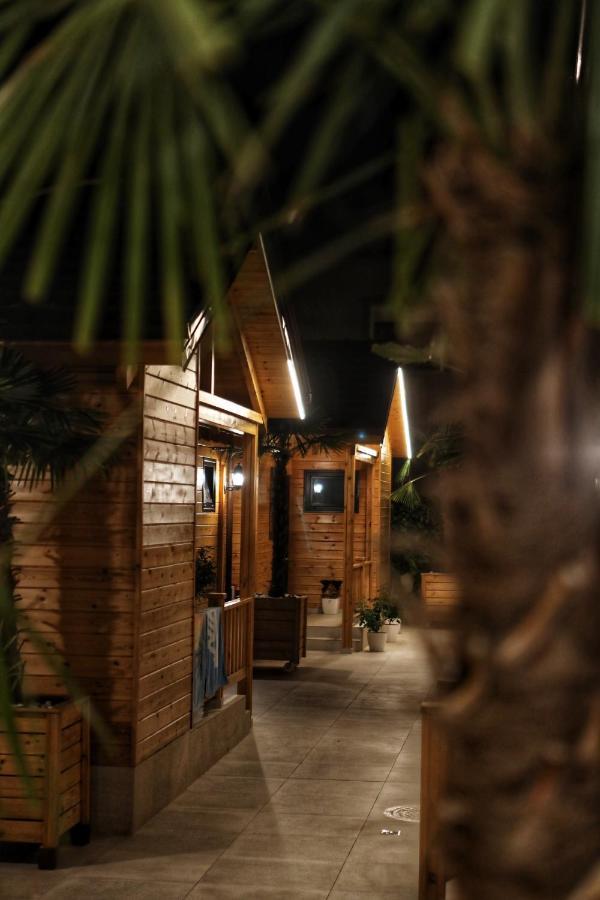 Hotel Bujtina Siar Pogradec Zewnętrze zdjęcie